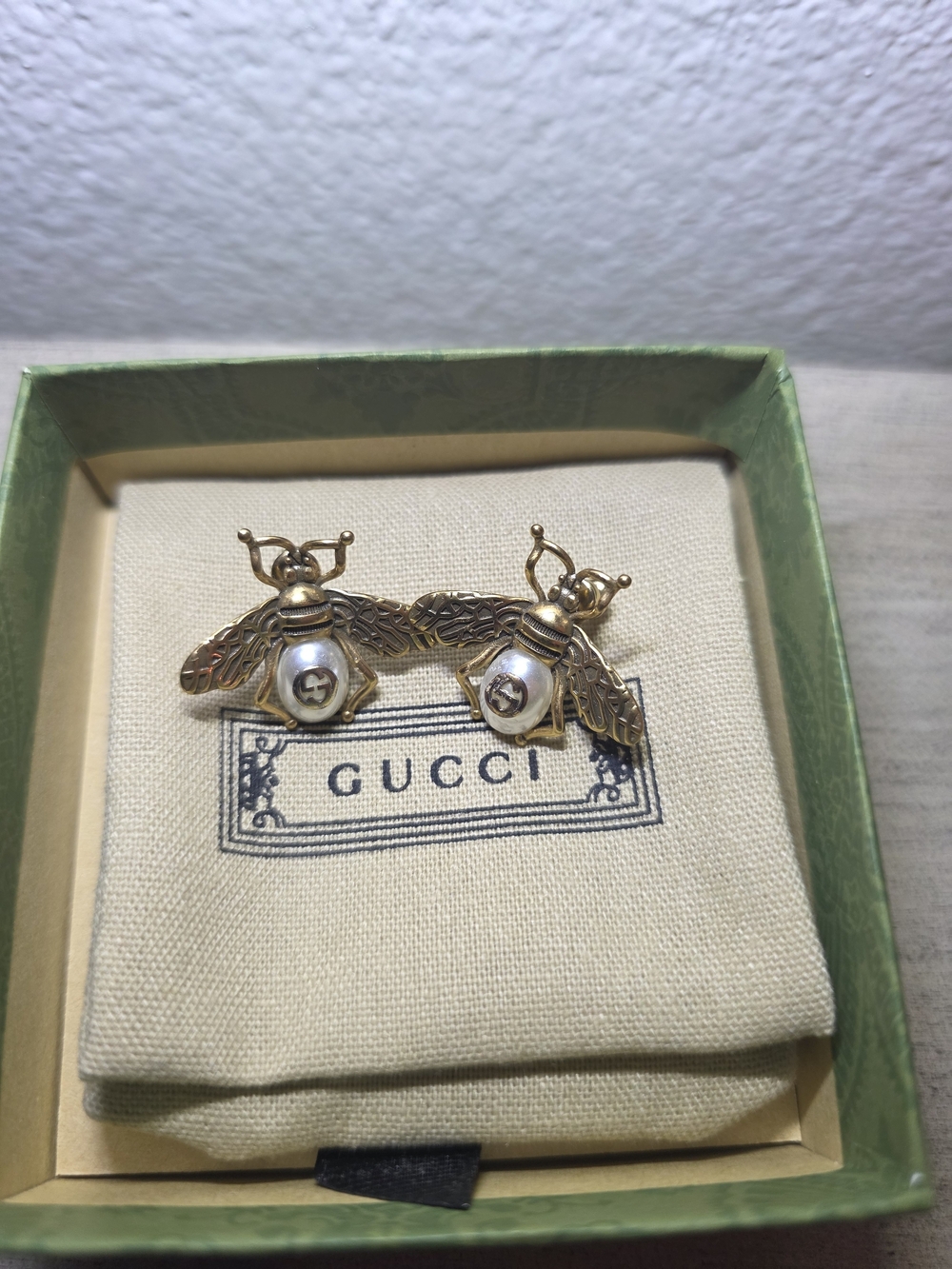 Gucci Gold-Tone Bee Pearl Earrings